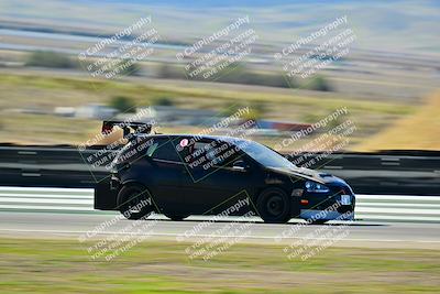 media/Dec-13-2025-Extreme Speed (Sat) [[d129ecb0b9]]/Beginner/Session 1 (Turn 2)/